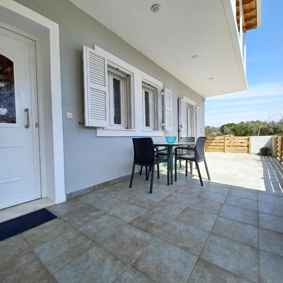 Eleonas Apartment 1, Lygia Ligia Exterior foto